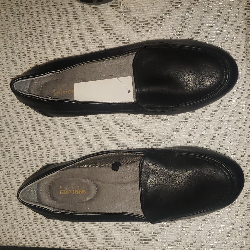 Women's Black Dress Shoes Size 5 (NWT)